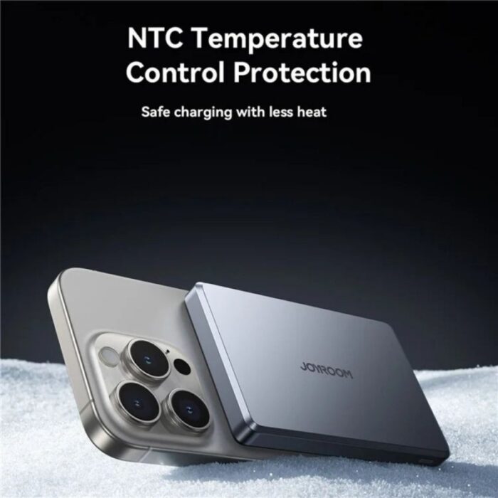 ⁦باور بانك خفيف الوزن لاسلكي مج سيف مغناطيسي 10000 ملي أمبير شحن سريع 20 واط جودة عالمية ماركة joyroom jr-pbm08 pro⁩ - الصورة ⁦4⁩