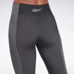 ⁦Reebok Women's Yoga High-Waisted Seamless Leggings⁩ - الصورة ⁦5⁩