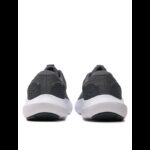 ⁦Under Armour Grade School UA Surge 4 Running Shoes⁩ - الصورة ⁦10⁩