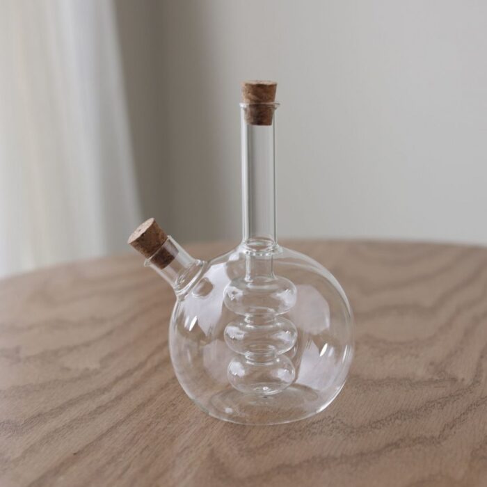 ⁦إبريق زيت زجاحي مدمجة مع غطاء لولبي مستدير 16.5*1.5*6.5 سم⁩ - الصورة ⁦2⁩