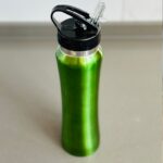 ⁦مطرة ماء ستانلس مع مصاصة - لون أخضر⁩ - الصورة ⁦3⁩