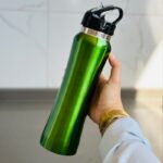 ⁦مطرة ماء ستانلس مع مصاصة - لون أخضر⁩ - الصورة ⁦5⁩