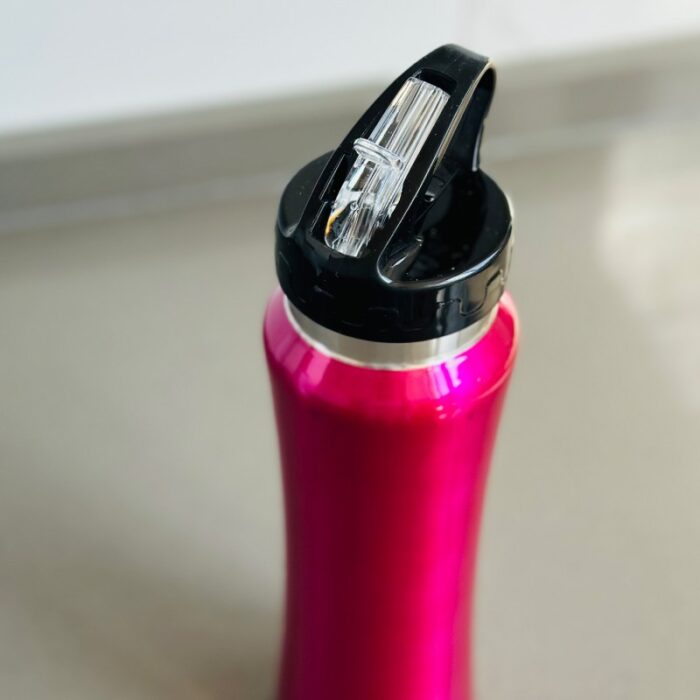 ⁦مطرة ماء ستانلس مع مصاصة - لون زهري⁩ - الصورة ⁦4⁩