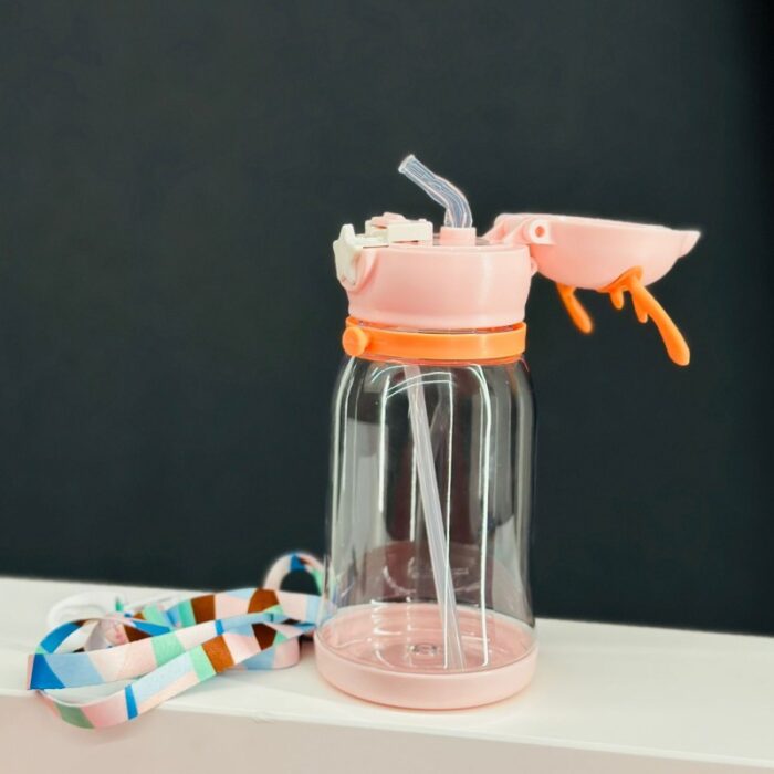 ⁦مطرة ماء قرون مع حبل لون زهري⁩ - الصورة ⁦3⁩