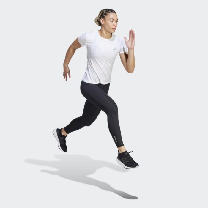 ⁦adidas Womens' Fast Running T-Shirt- تيشيرت اديداس فاست راننيغ للنساء لون أبيض⁩ - الصورة ⁦5⁩