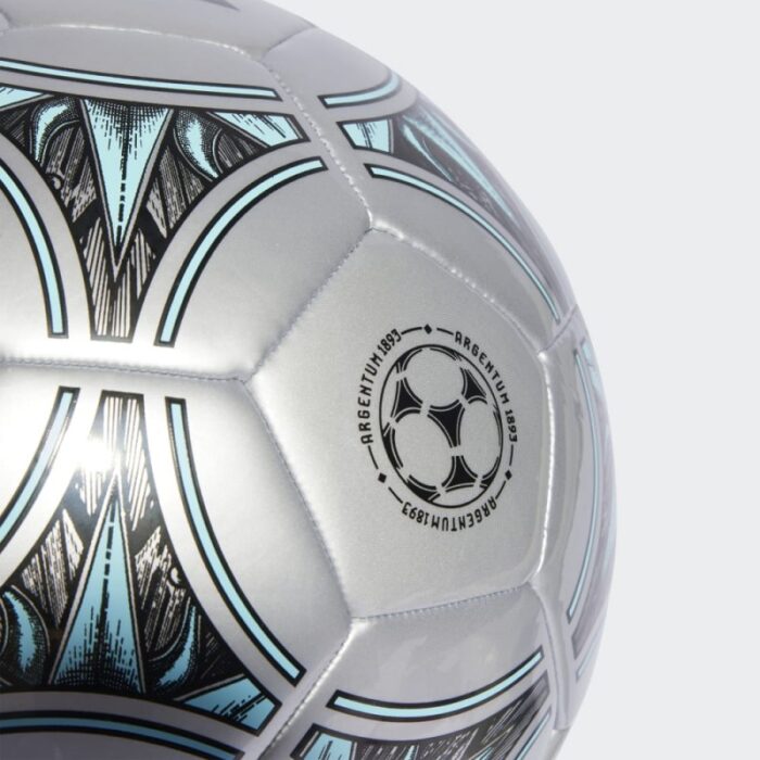 ⁦adidas Messi Club Ball - Silver- كرة قدم اديداس ميسي لون سكني⁩ - الصورة ⁦4⁩