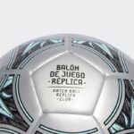 ⁦adidas Messi Club Ball - Silver- كرة قدم اديداس ميسي لون سكني⁩ - الصورة ⁦5⁩