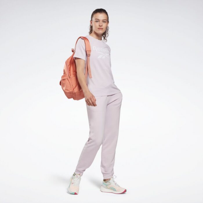 ⁦Reebok Womens' Identity Big Logo T-Shirt- تيشيرت ريبوك للنساء لون زهري⁩ - الصورة ⁦3⁩