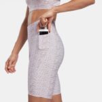 ⁦Reebok Womens' Sport Lux Bold Women's Biker Shorts⁩ - الصورة ⁦4⁩