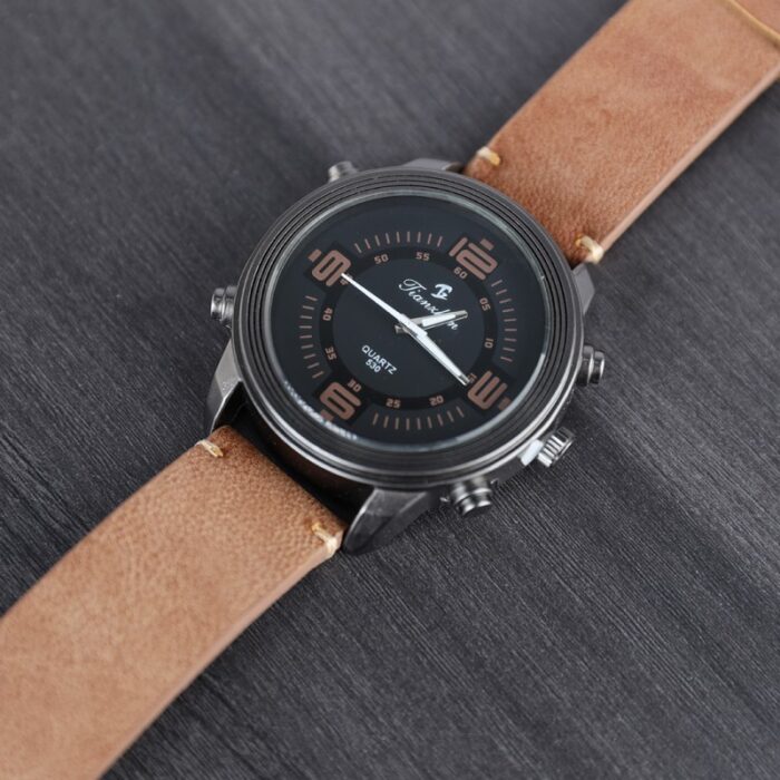 ⁦ساعة يد جلد للرجال لون عسلي⁩ - الصورة ⁦2⁩