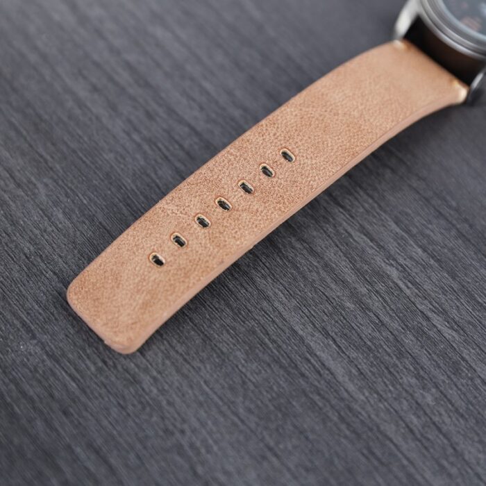 ⁦ساعة يد جلد للرجال لون عسلي⁩ - الصورة ⁦3⁩