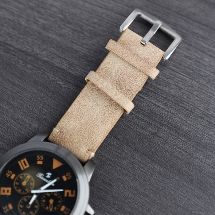 ⁦ساعة يد جلد للرجال لون بني فاتح⁩ - الصورة ⁦4⁩
