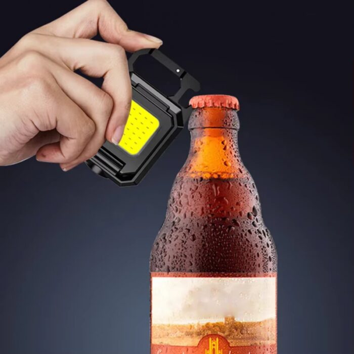 1033751820_67facf12c5038 ميداليا 3 كشافات متعدد الاستخدام - الصورة 1