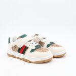 حذاء للأطفال لون بيج ونعل أبيض