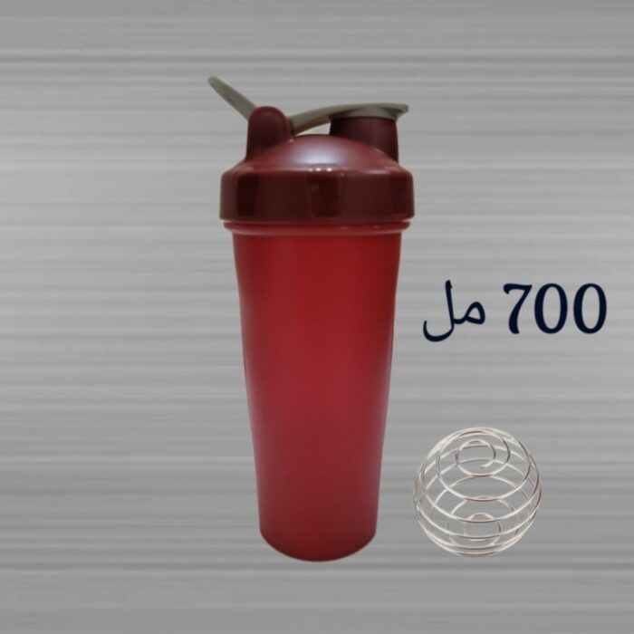 103376733_67fad65145587 شيكر بروتين بلاستيك PP لون احمر حجم 700 مل - الصورة 1