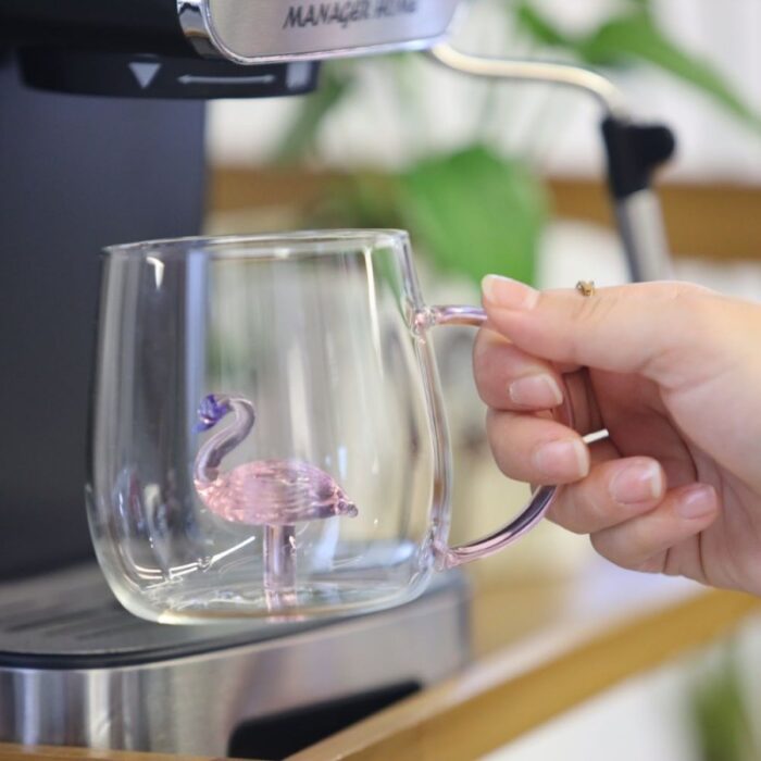 ⁦كاسة زجاج بتصميم بطة لون زهري⁩ - الصورة ⁦6⁩