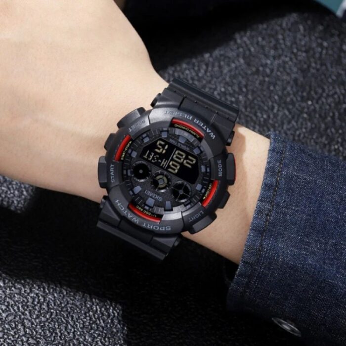 ⁦ساعة سيليكون للرجال لون أسود وأحمر من Skmei⁩ - الصورة ⁦2⁩