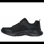 ⁦Skechers Kid's Dynamatic Shoes - حذاء سكيتشرز ديناميت للأطفال لون أسود⁩ - الصورة ⁦5⁩