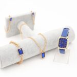 ⁦بكج ساعة جلد لون أزرق للنساء مع 3 قطع إكسسوارات⁩ - الصورة ⁦7⁩