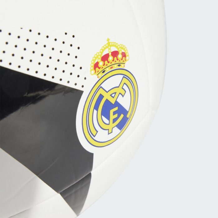 ⁦adidas Real Madrid Home Club Ball - White⁩ - الصورة ⁦3⁩