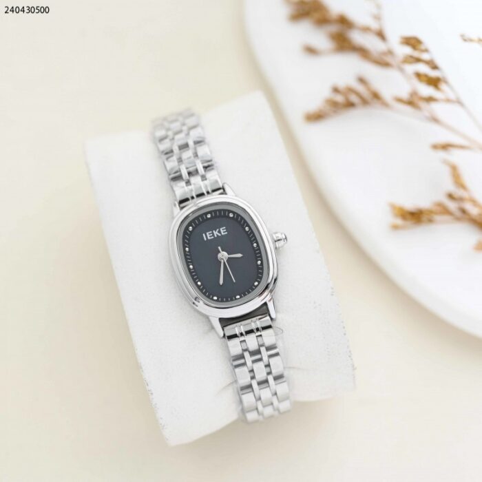 103380150_67fadd4121a0b ساعة نسائية دائرية مع حزام معدني لون ذهبي - الصورة 1