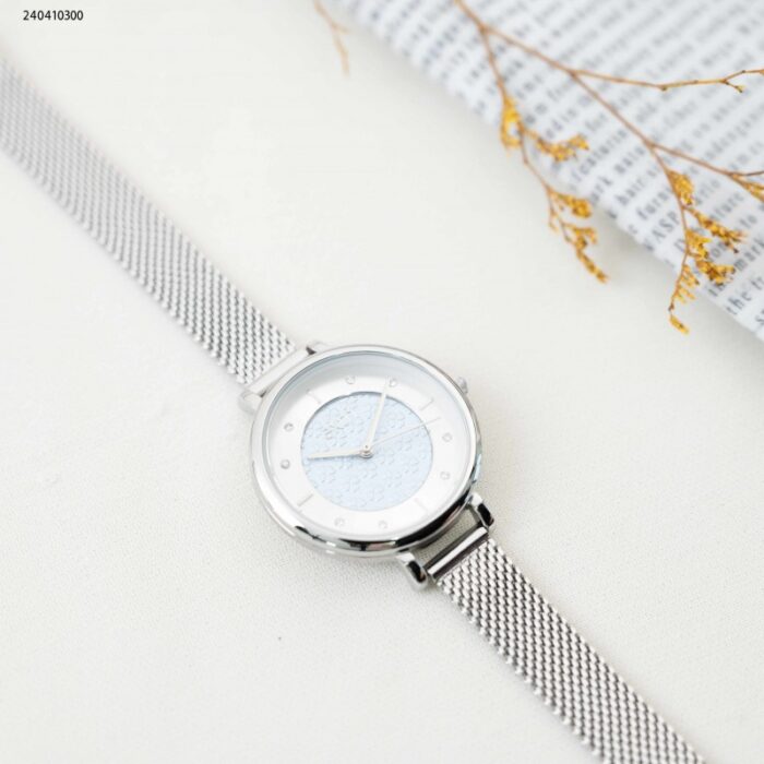 103380178_67fadd882d0ab ساعة نسائية مربعة مع زركون لون فضي - الصورة 1