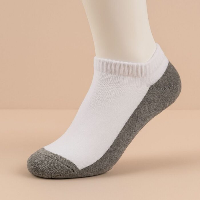 ⁦جوارب بتصميم قصير الكاحل (4 أزواج) للرجال لون أبيض⁩ - الصورة ⁦2⁩
