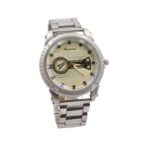 ساعة معدنية للرجال لون فضي أرضية بيضاء