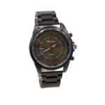 ساعة معدنية للرجال لون أسود أرضية سوداء