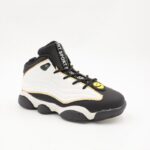 ⁦بوت رياضي ولادي للأطفال لون أسود وأبيض⁩ - الصورة ⁦3⁩