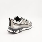 ⁦حذاء سبورت ولادي لون أبيض وأسود⁩ - الصورة ⁦6⁩