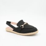 حذاء صيفي بناتي محير لون أسود ونعل بيج