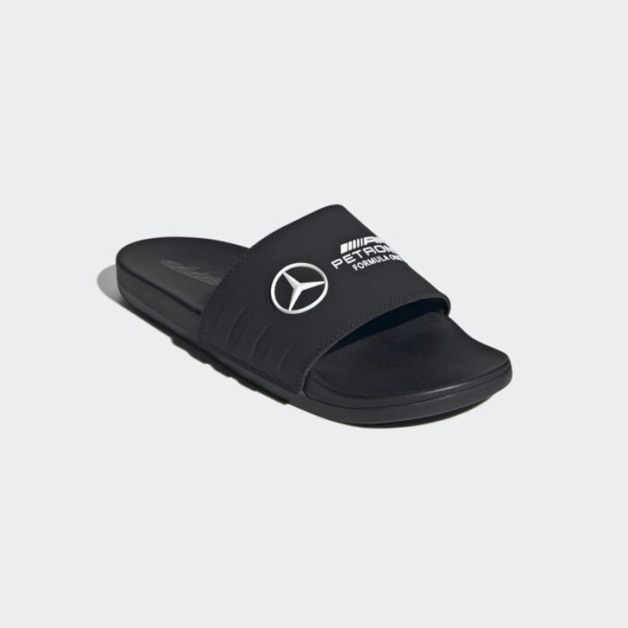 ⁦adidas MERCEDES - AMG PETRONAS FORMULA ONE TEAM ADILETTE COMFORT SLIDES - Black⁩ - الصورة ⁦6⁩