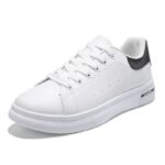 حذاء رياضي للرجال لون أبيض و أسود