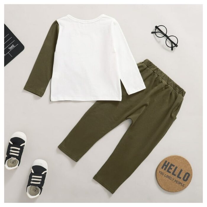 ⁦بيجامة قطعتين زيتي وابيض ربيعي⁩ - الصورة ⁦2⁩