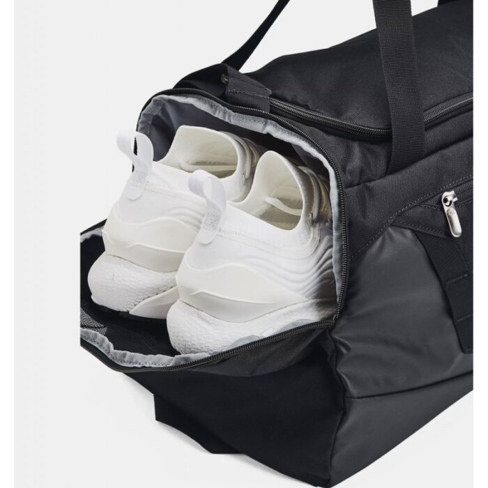 ⁦Under Armour Undeniable 5.0 Small Duffle Bag - حقيبة أندر آرمر يودينابل 5.0 سمول دافل لون أسود⁩ - الصورة ⁦5⁩