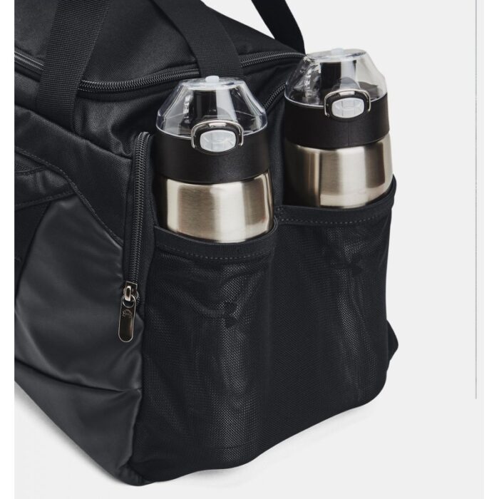 ⁦Under Armour Undeniable 5.0 Small Duffle Bag - حقيبة أندر آرمر يودينابل 5.0 سمول دافل لون أسود⁩ - الصورة ⁦6⁩