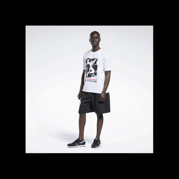 ⁦Reebok Unisex Classics Human Rights Now! T-Shirt تيشيرت ريبوك كلاسيك للجنسين لون أبيض⁩ - الصورة ⁦5⁩