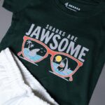 ⁦طقم قطعتين تيشيرت وشورت للأطفال لون أخضر وأبيض⁩ - الصورة ⁦4⁩