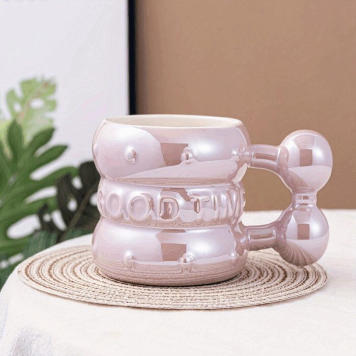 ⁦مج (كوب ) مع مقبض لون بنفسجي بتصميم good time⁩ - الصورة ⁦2⁩