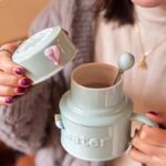 ⁦مج (كوب ) مع غطاء لون فيروزي⁩ - الصورة ⁦8⁩