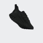 ⁦adidas Mens' Ultrarun 5 TR Shoes - Black- حذاء اديداس الترا رن 5 تي ار للرجال لون أسود⁩ - الصورة ⁦18⁩