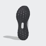 ⁦adidas Mens' ULTRARUN 5 TR Shoes - White- حذاء اديداس ألترا رن 5 تي ار للرجال لون أبيض⁩ - الصورة ⁦4⁩