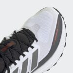 ⁦adidas Mens' ULTRARUN 5 TR Shoes - White- حذاء اديداس ألترا رن 5 تي ار للرجال لون أبيض⁩ - الصورة ⁦8⁩