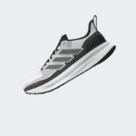 ⁦adidas Mens' ULTRARUN 5 TR Shoes - White- حذاء اديداس ألترا رن 5 تي ار للرجال لون أبيض⁩ - الصورة ⁦11⁩