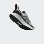⁦adidas Mens' ULTRARUN 5 TR Shoes - White- حذاء اديداس ألترا رن 5 تي ار للرجال لون أبيض⁩ - الصورة ⁦16⁩