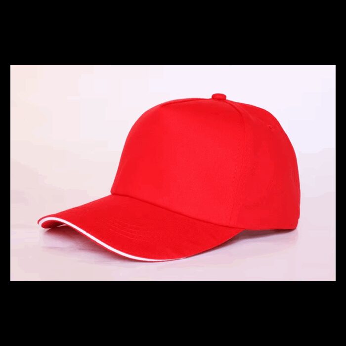 103381059_6813521ba1e86 طاقية كاجوال للجنسين لون أحمر - الصورة 1