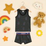 ⁦طقم داخلي (شباح وبوكسر) قطعتين ولادي لون رمادي⁩ - الصورة ⁦5⁩