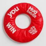 طوق للسباحة للكبار