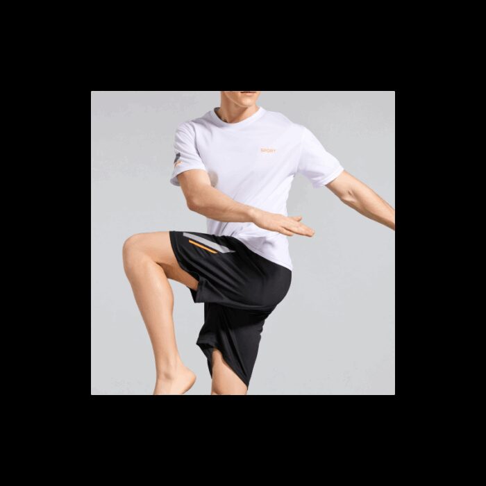 ⁦طقم قطعتين تيشيرت وشورت للرجال لون أبيض وأسود⁩ - الصورة ⁦2⁩